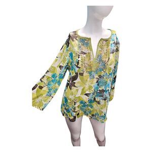 New York and Company Green Floral Top Women’s Size Large